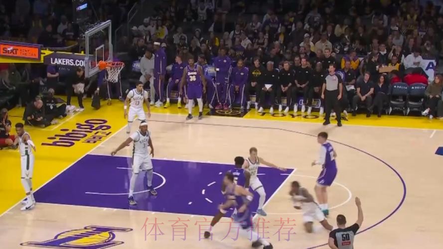 关键防守 致胜罚球 雄鹿客场胜湖人